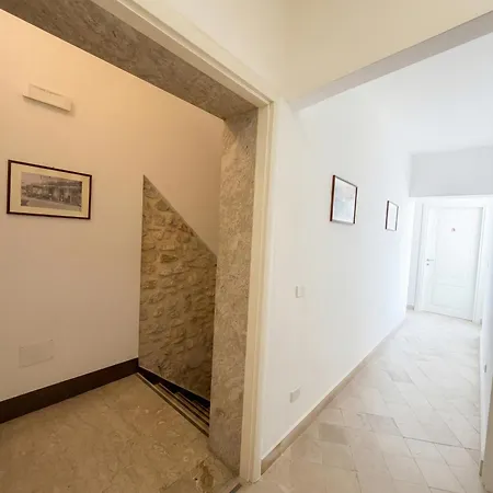 Pensionat Ortigia Mastrarua 3*